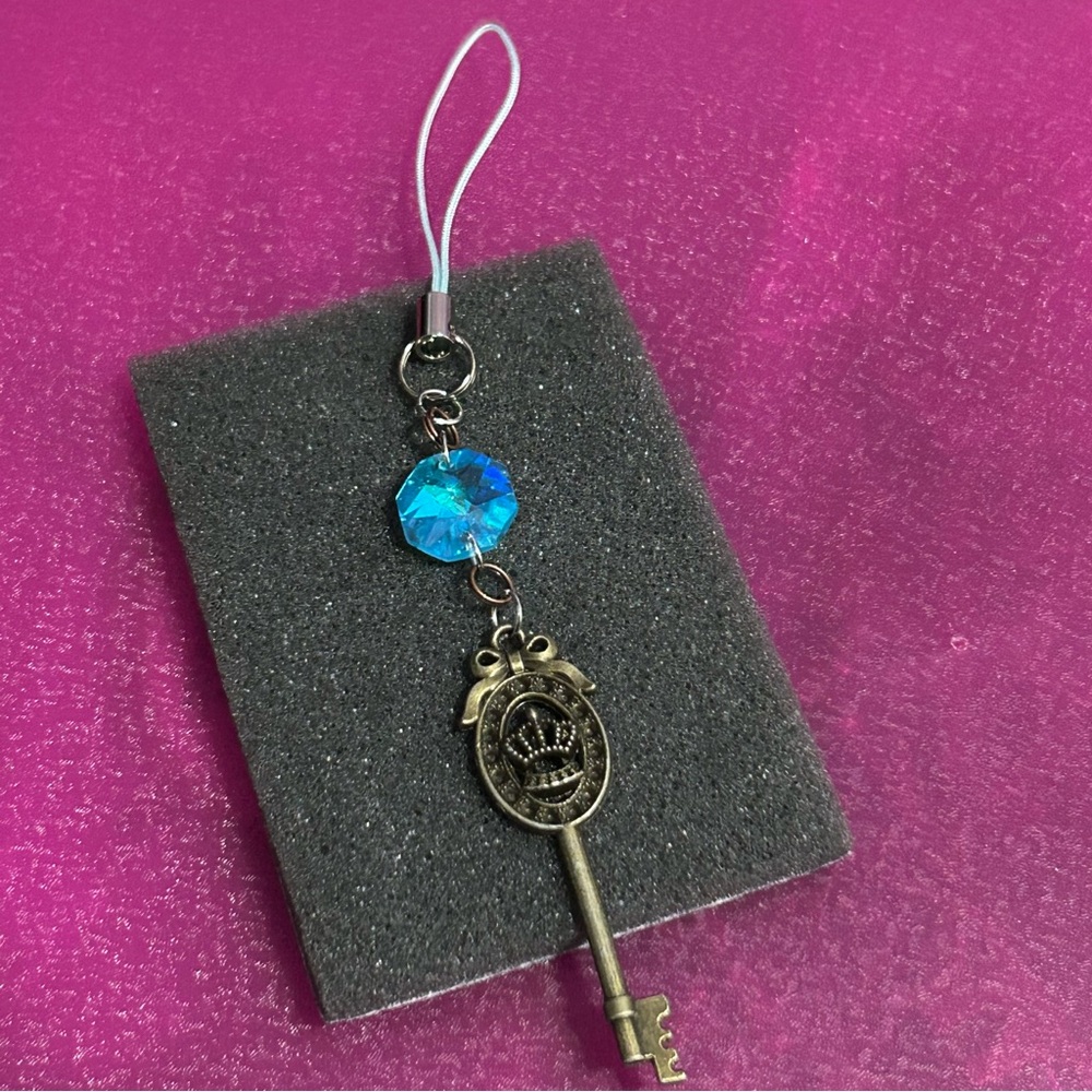Keychain Crown Hair-bow Metal Key Blue Crystal Bead Bag or Cellphone Charm